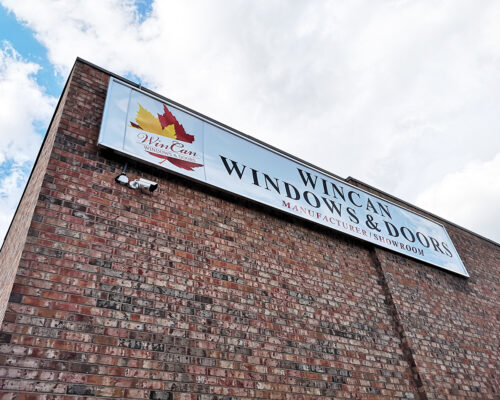 多倫多台安門窗工廠招牌照片